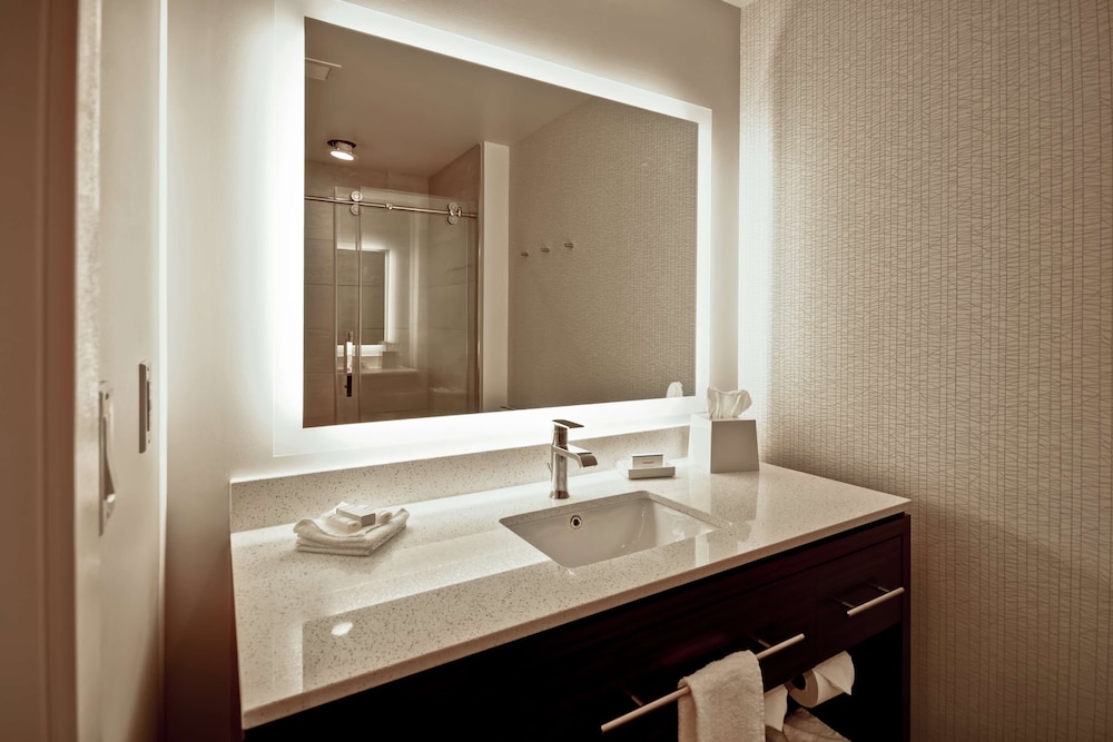 Home2 Suites by Hilton Los Angeles Montebello - photo 20