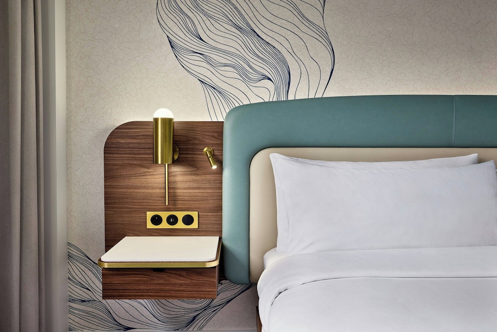 Hotel image of Le Meridien Paris Arc De Triomphe