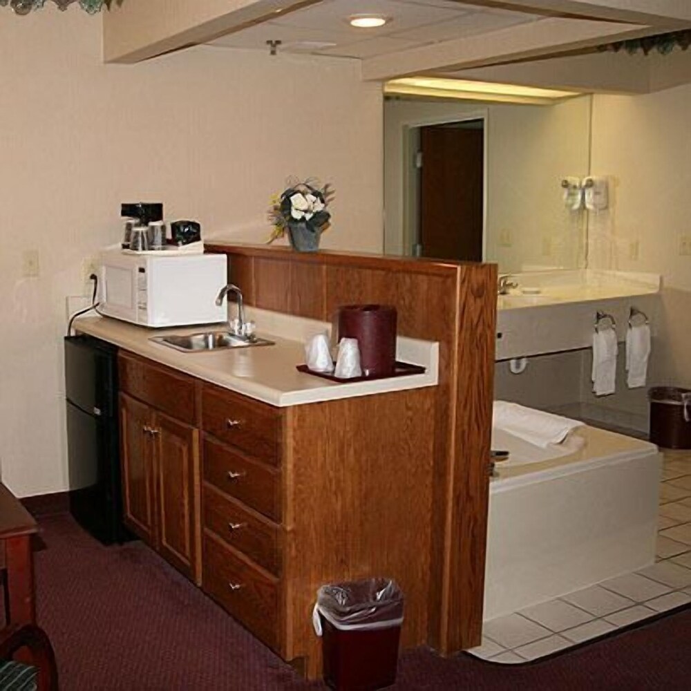 Baymont by Wyndham Mount Vernon Renfro Valley - photo 23