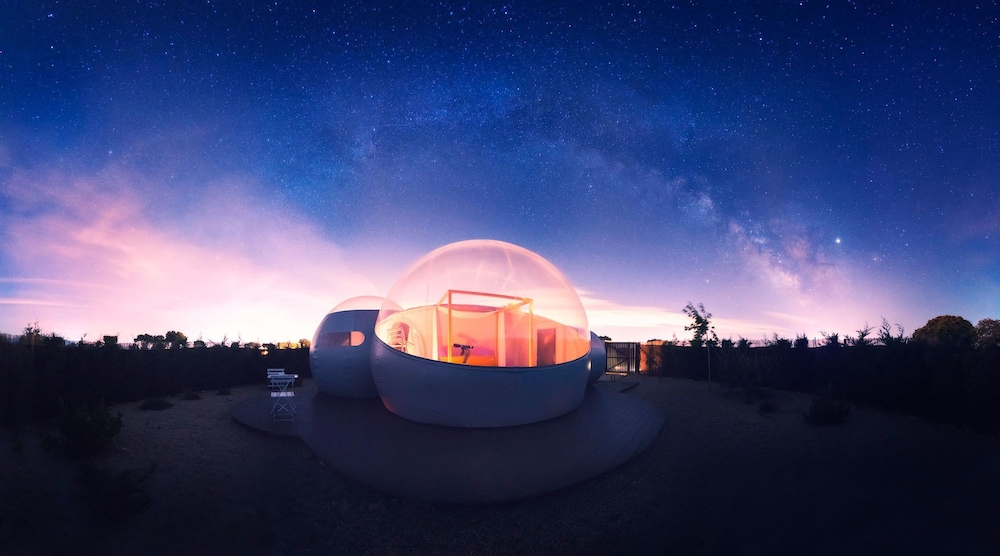 Miluna Open Nature Rooms — 4-Star Luxury Hotel in Hormigos, Spain