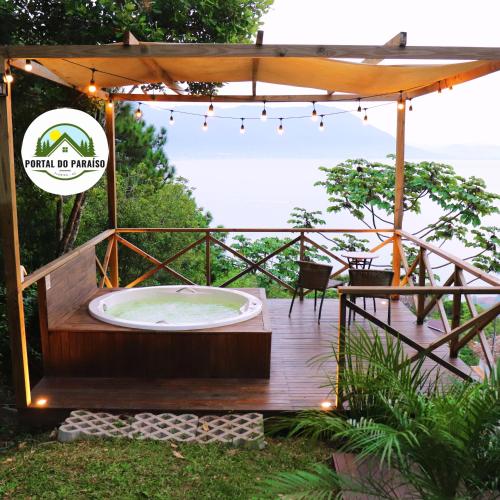 Portal do Paraíso Jacuzzi Vista e Lareira in Florianopolis, Brasil
