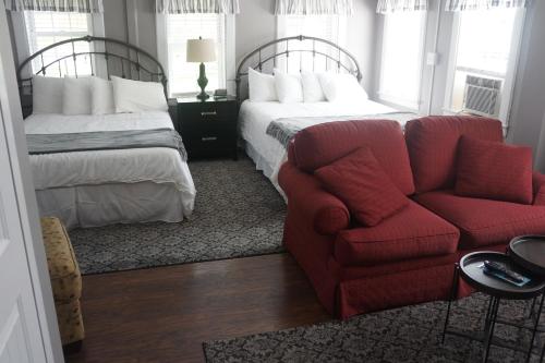 The Frogtown Inn - photo 32
