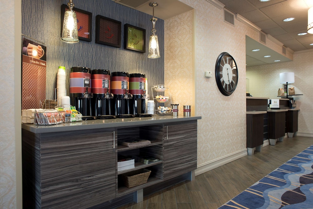 Hampton Inn Milledgeville - photo 5