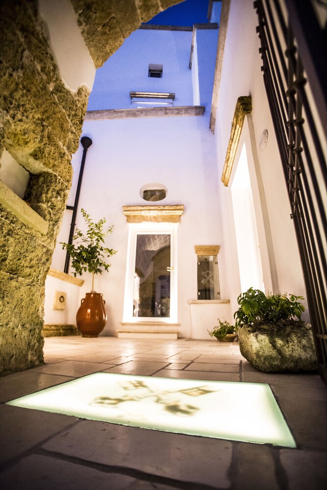 Corte di Bonifacio — hotel in Casarano