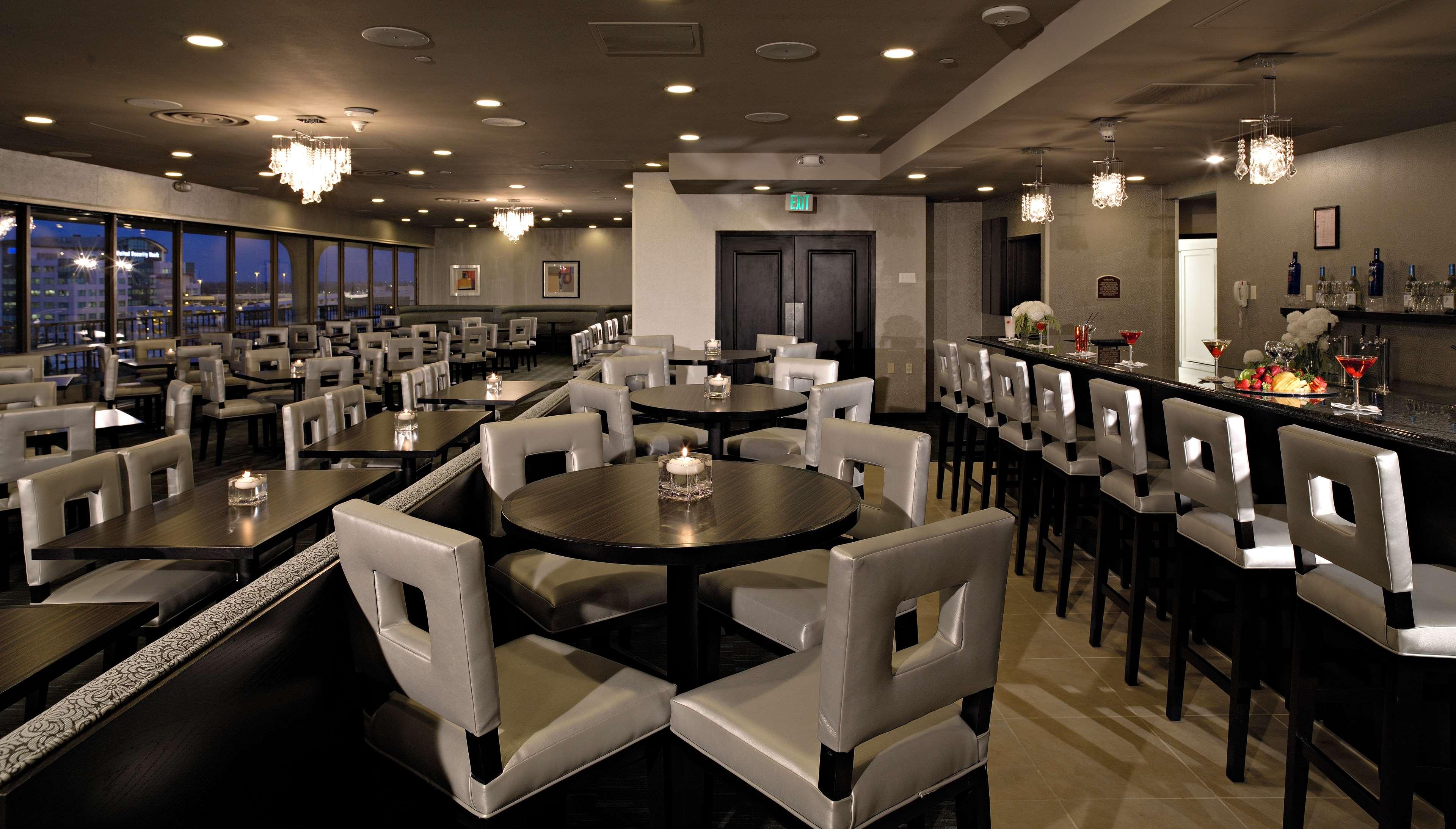Radisson Hotel Fresno Conference Center - photo 14