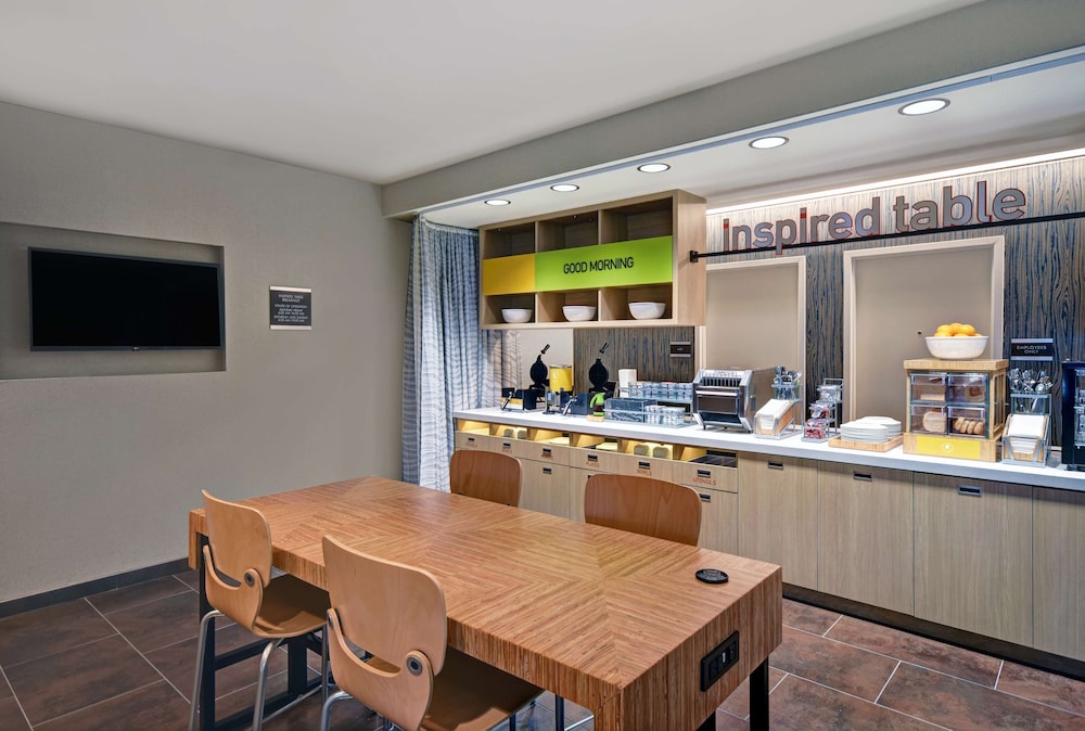Home2 Suites by Hilton Atlanta Airport North - photo 38