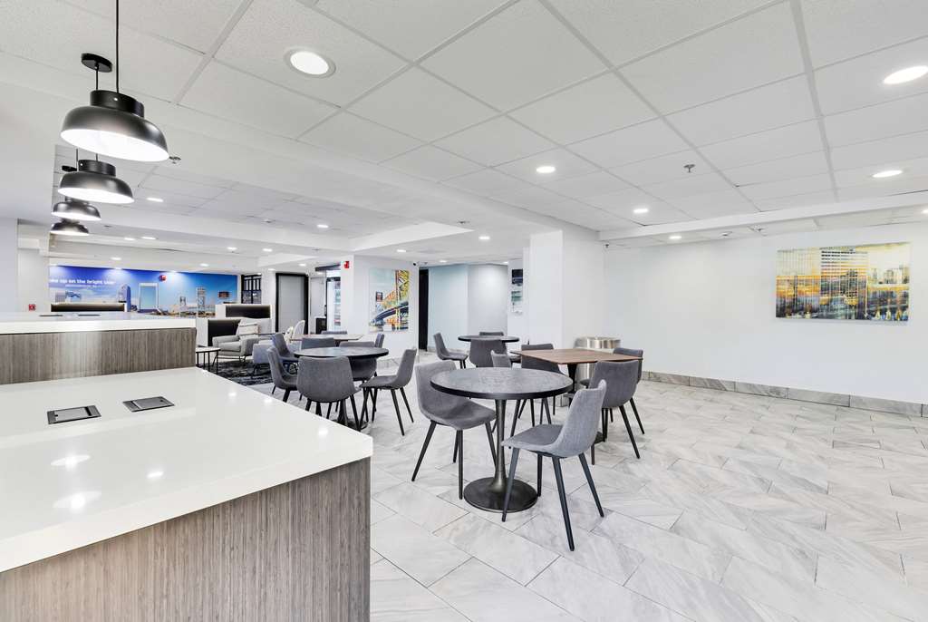La Quinta Inn & Suites by Wyndham Jacksonville Mandarin - photo 18
