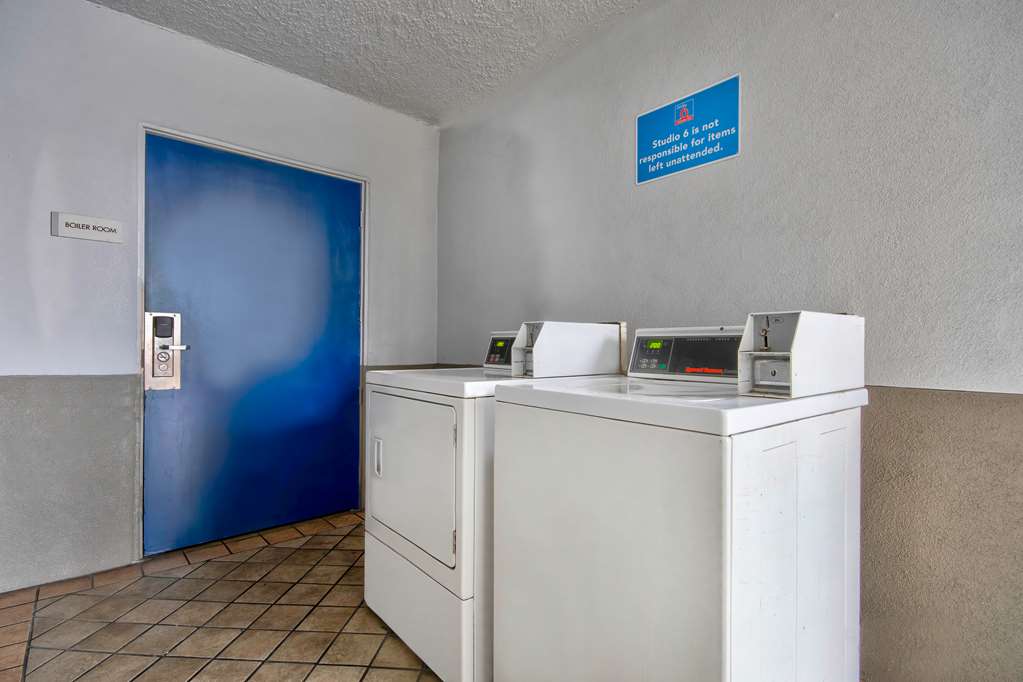 Studio 6 Suites San Bernardino CA - photo 25