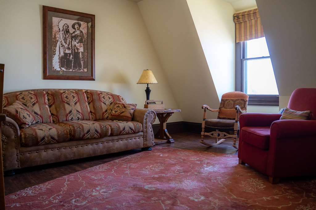 Sheridan Inn B W Signature Collection - photo 37