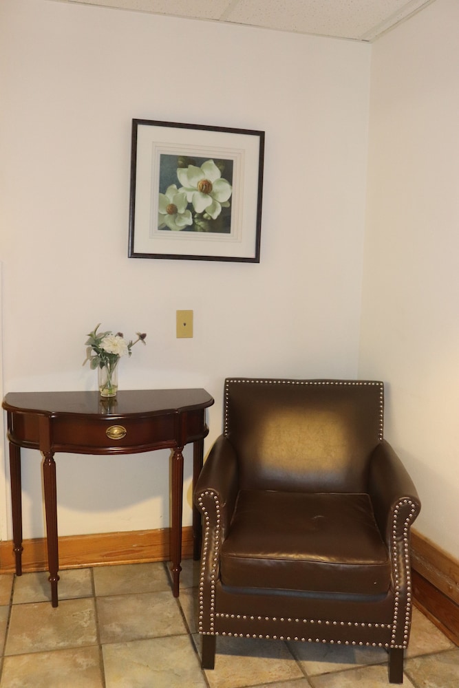 Howard Johnson by Wyndham Tifton GA I 75 - photo 4