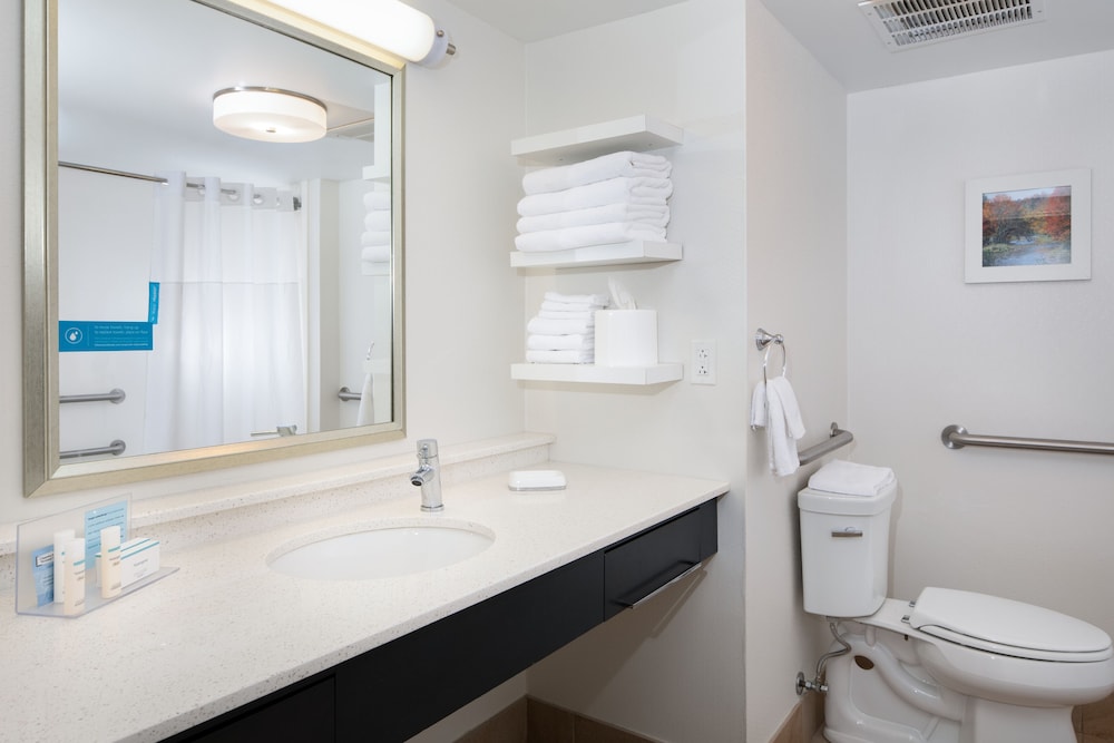 Hampton Inn Charleston Southridge - photo 27