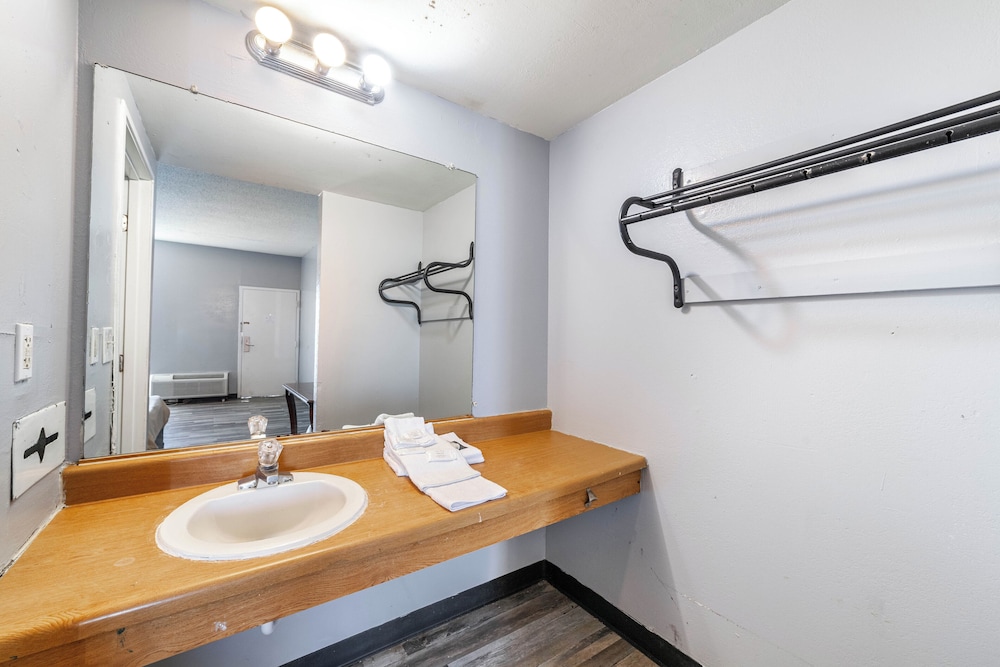 Welcome Inn - photo 7