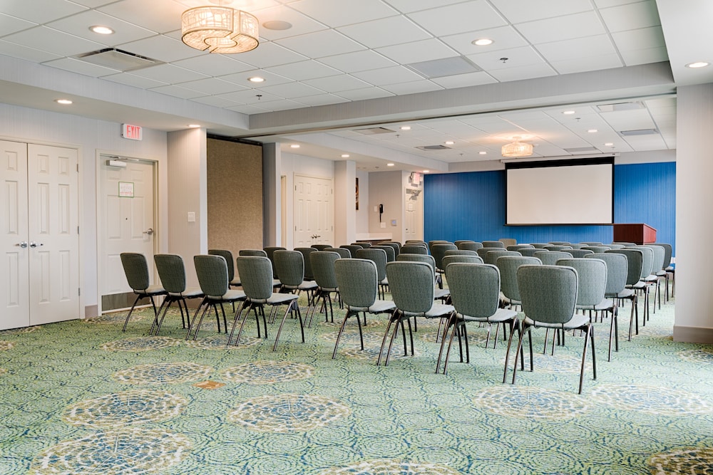 Holiday Inn Knoxville N Merchant Drive by IHG - photo 35