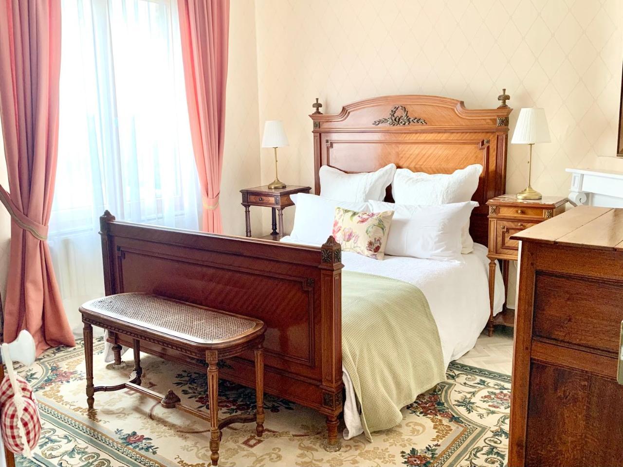 Maison Trianon 1928 — 4-Star Luxury Hotel in Quievrechain, France