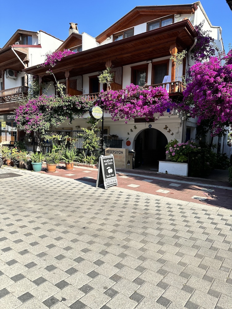 Mandalin Akyaka Hotel in Ula, Turkey