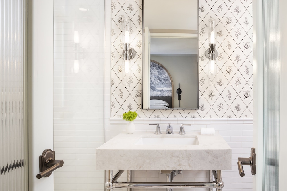 Kimpton Cottonwood by IHG - photo 33