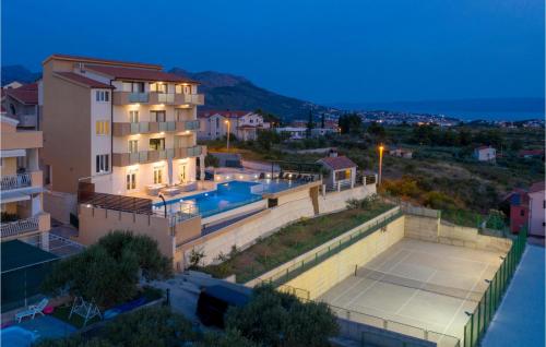 Gorgeous Home In Mravince With Sauna — 5-Star Luxury Hotel in Mravince, Croatia