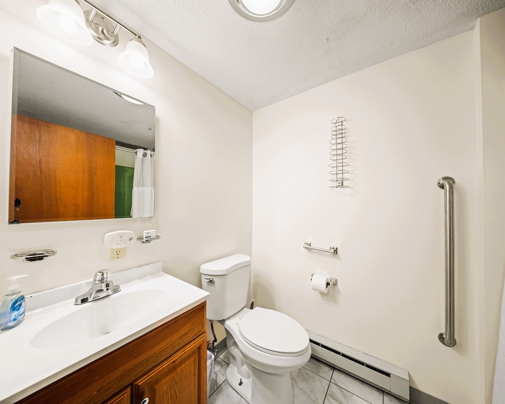 Evergreen Valley Inn - photo 101