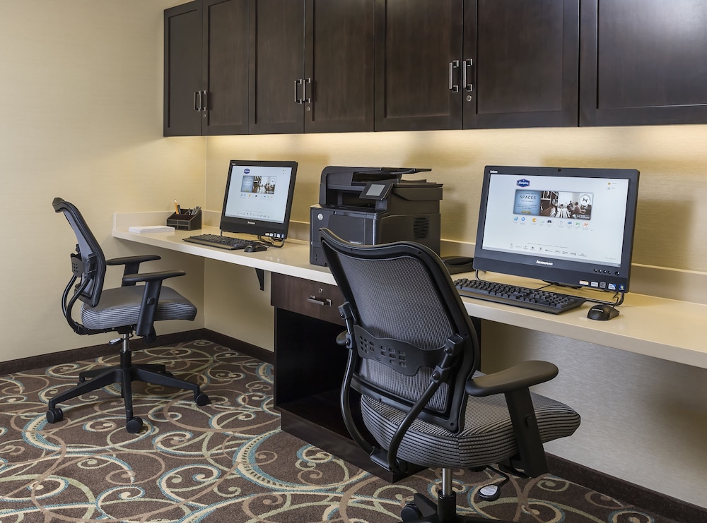 Hampton Inn & Suites San Bernardino - photo 29