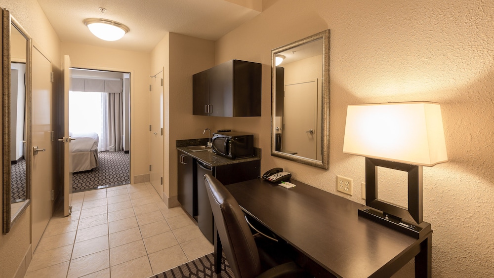 Holiday Inn Oklahoma City North Quail Spgs by IHG - photo 13
