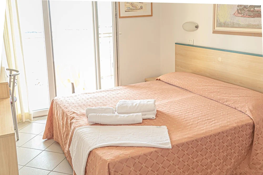 Hotel Royal Inn — San Mauro Pascoli — photo 2