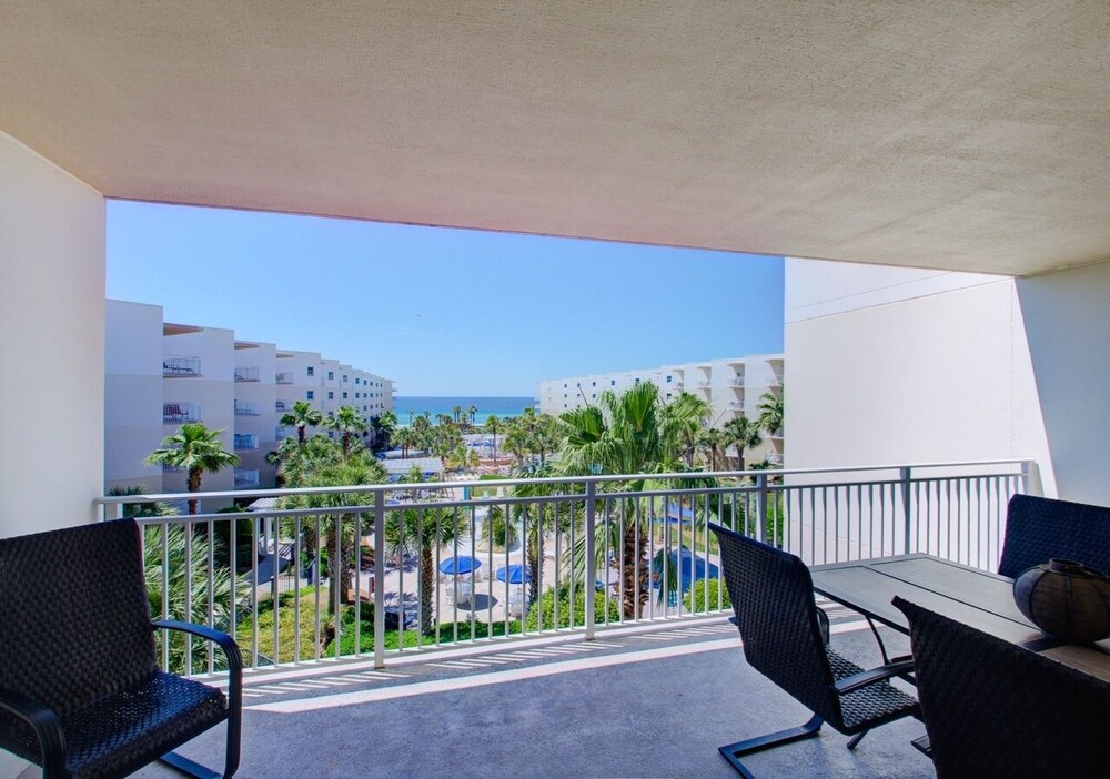 Waterscape by Brooks and Shorey Resorts — 4-Star Luxury Hotel in Fort Walton Beach, United States