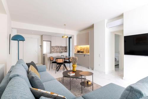 The HostMaster WiseView Azure — 4-Star Luxury Hotel in Athens, Greece
