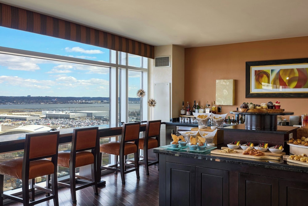 Renaissance Arlington Capital View Hotel - photo 42
