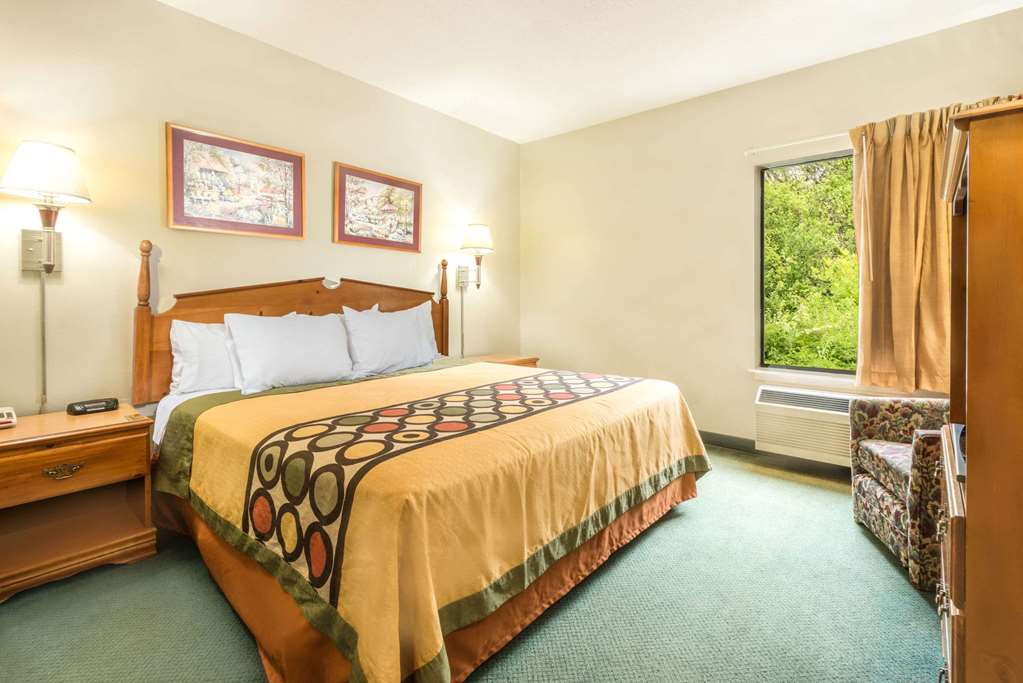 Super 8 by Wyndham Pevely - photo 11