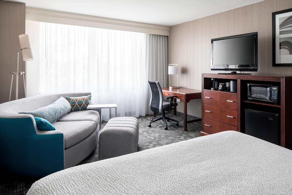 Courtyard by Marriott Seattle Federal Way - featured photo