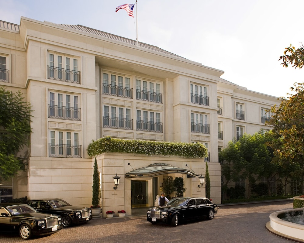 The Peninsula Beverly Hills - carbon neutral hotel in Beverly Hills