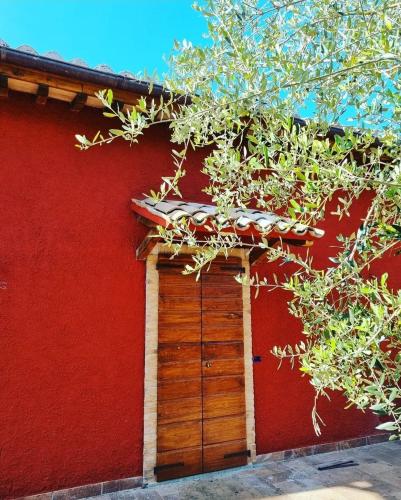 Terre di Cornossa - carbon neutral hotel in Marta
