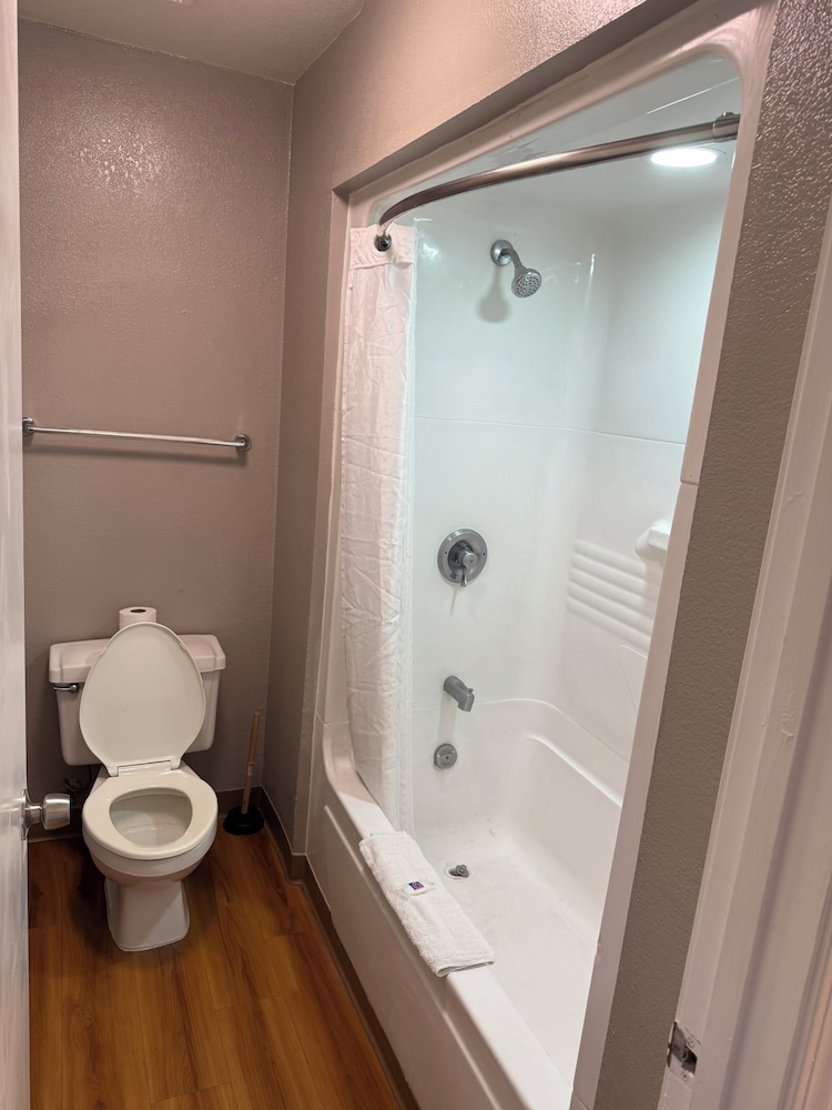 Motel 6 Gulfport - photo 34