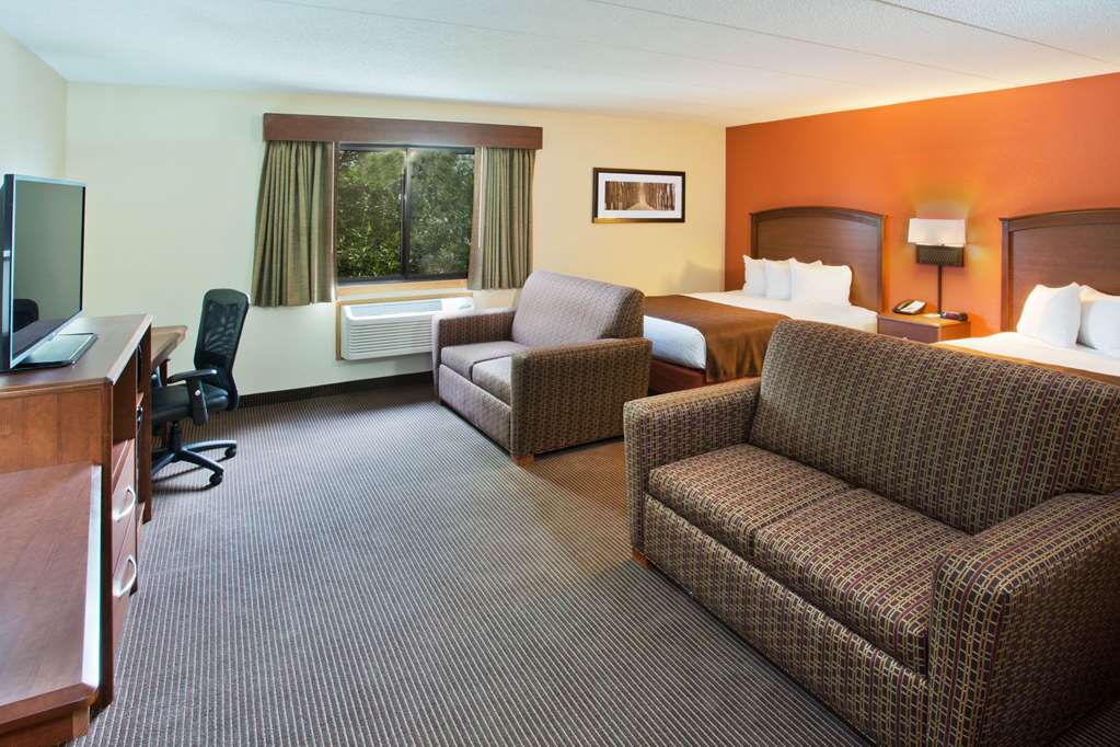 AmericInn by Wyndham Grand Forks - photo 17