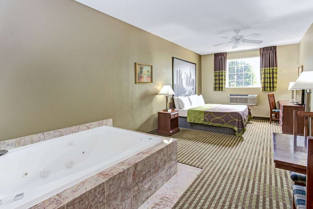 Super 8 by Wyndham Gurnee - photo 12