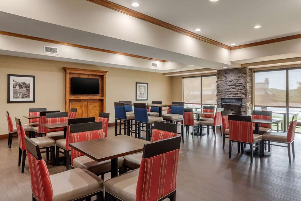 Comfort Suites Johnson City near University - photo 35