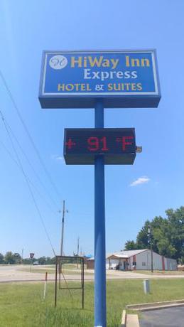 HiWay Inn Express Hotel & Suites - photo 7