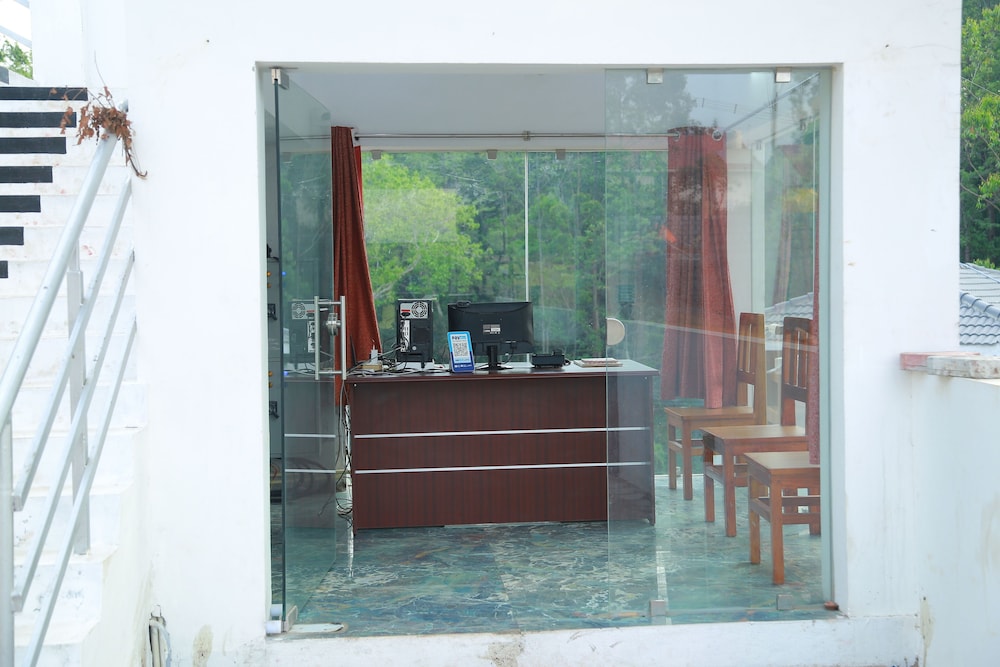 Royal Galaxy Inn By Elgozo in Salem, India