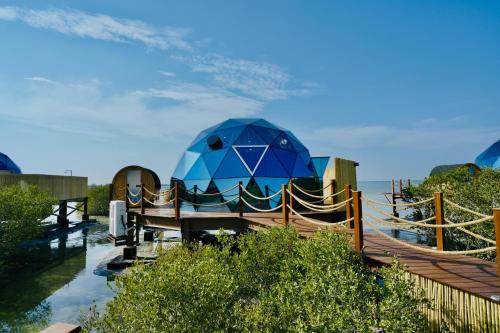 Luxeglamp in Umm Al Quwain City, United Arab Emirates