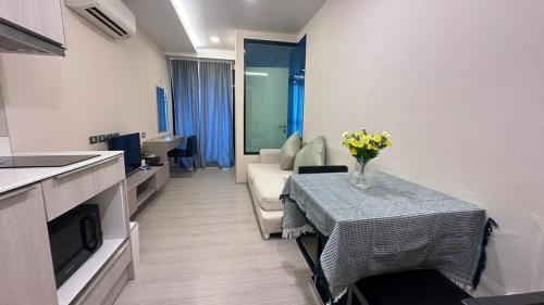 Lovely Condo BTS Thong Lo 5mins — 4-Star Luxury Hotel in Bangkok, Thailand