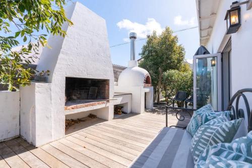 Coastal Elegant 4 Bedroom Home — 4-Star Luxury Hotel in Hermanus, South Africa