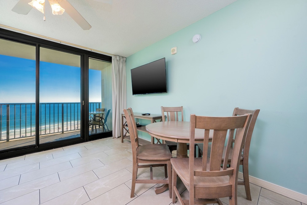 Phoenix All Suites - photo 12