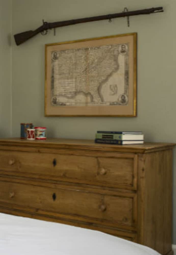 Fife And Drum Inn - photo 15
