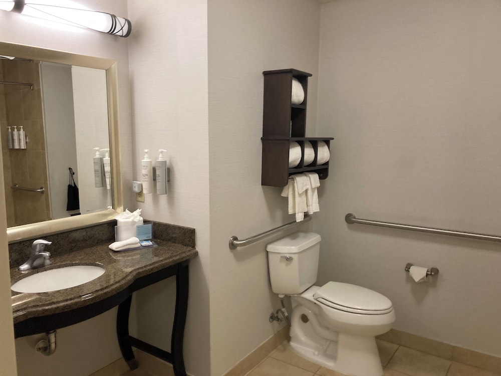 Hampton Inn & Suites Carlsbad - photo 27