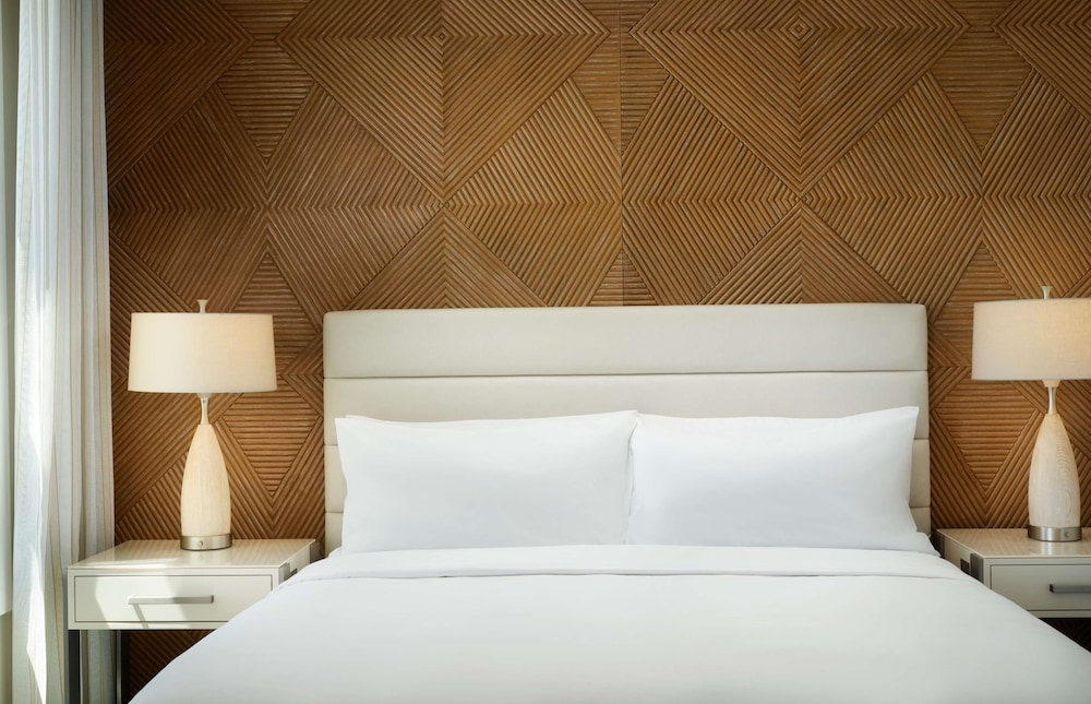 Shore House at The Del LXR Hotels & Resorts - photo 15