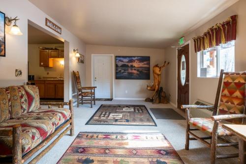 North Cascades Inn - photo 5