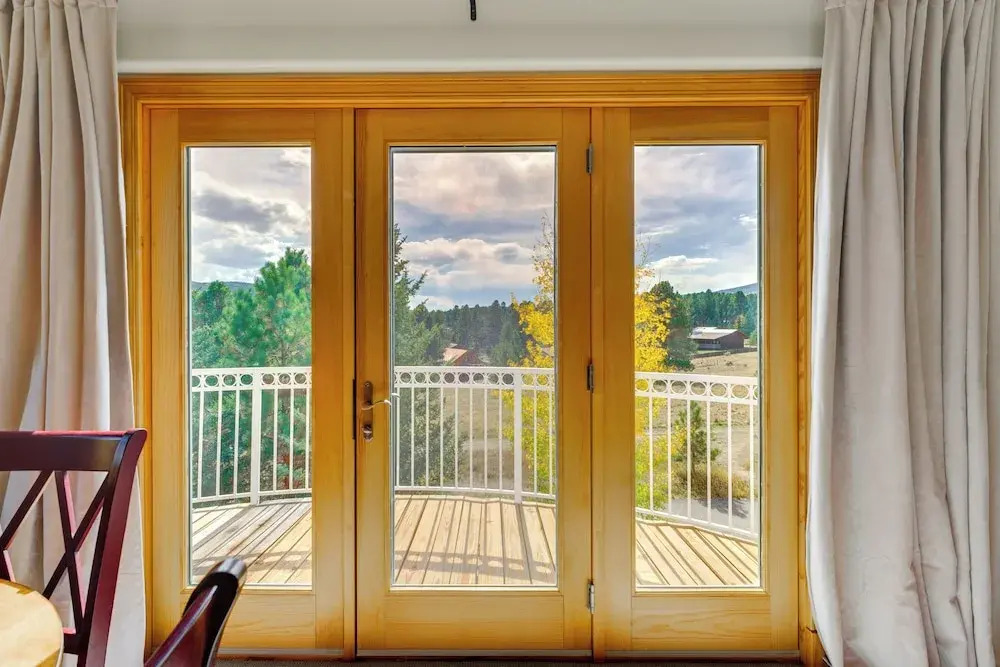 2 Mi to Angel Fire Resort Luxury Condo with Balcony - photo 7