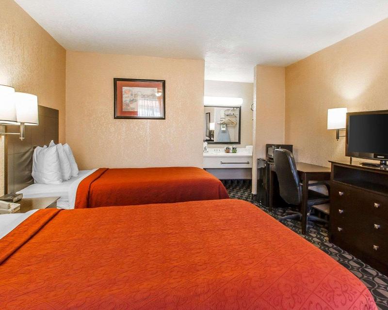 Quality Inn Ada Near University - photo 21