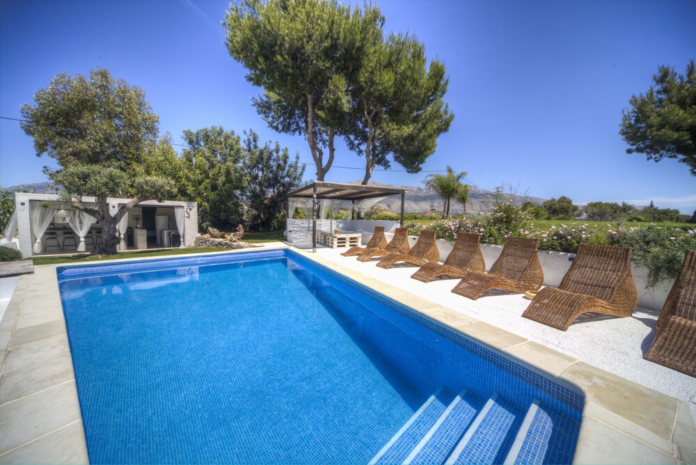 Mimar Altea Villa L — 4-Star Luxury Hotel in Altea, Spain