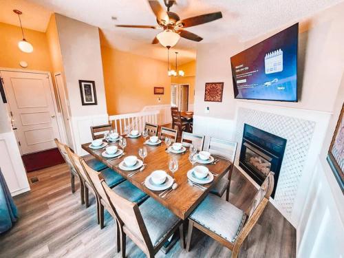 Pet Friendly 3 King Beds Mins to Airport in Colorado Springs, United States